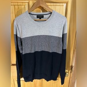 Banana Republic Sweater size M